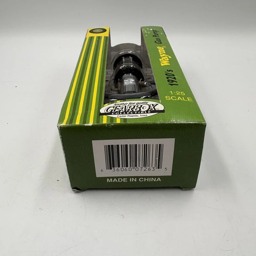 Vintage 1999 John‎ Deere 1920s Wayne Gas Pump 1:25 Gearbox Ltd Edition Diecast